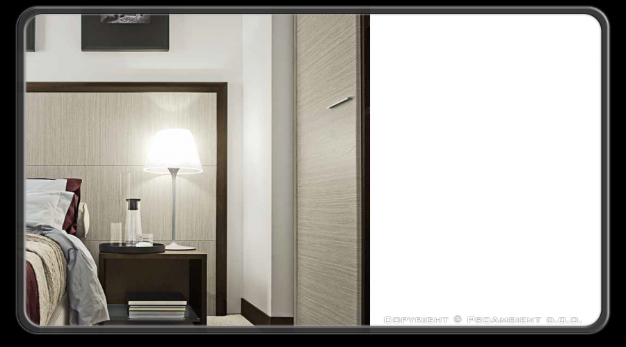 Svetla hotelska soba