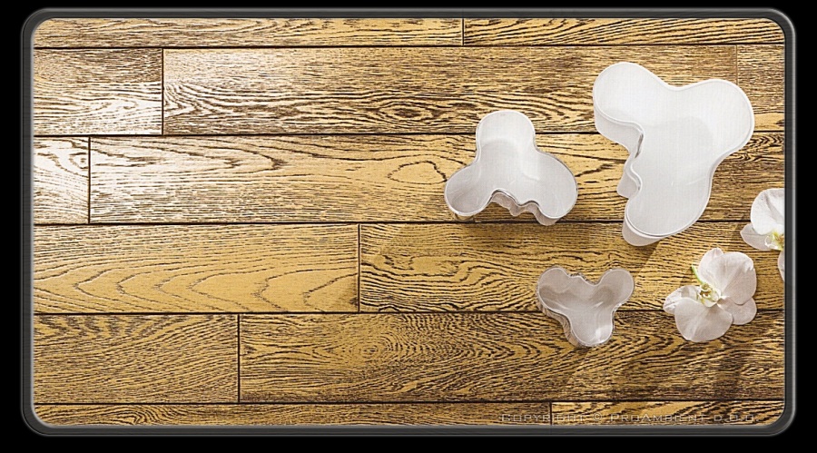 Luksuzen zlat parket